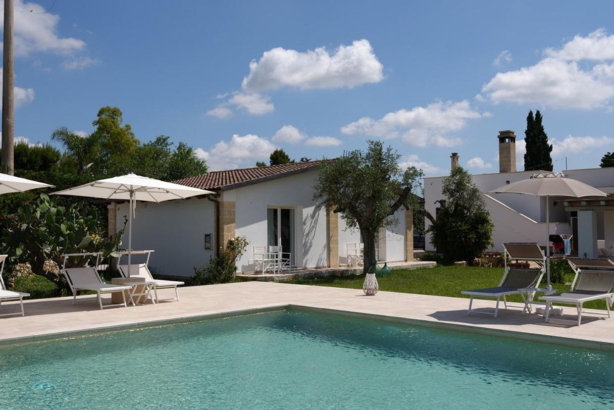 Masseria Tenuta Flora Maria Leverano Exterior photo